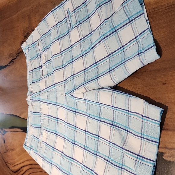 Burnside Men's Shorts - Picture 3 of 3